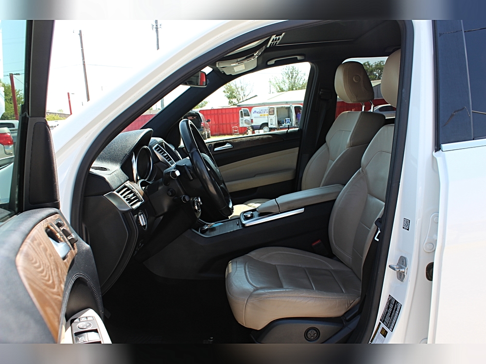 2014 Mercedes-Benz M-Class ML550 - Photo 15