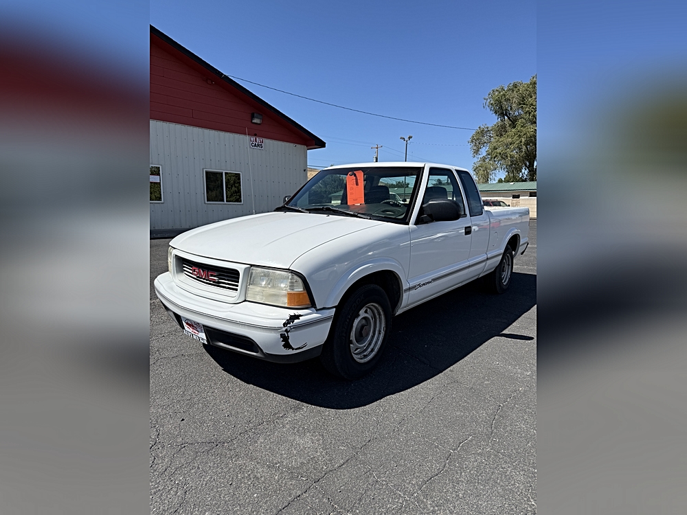 1999 GMC Sonoma SLS's photo