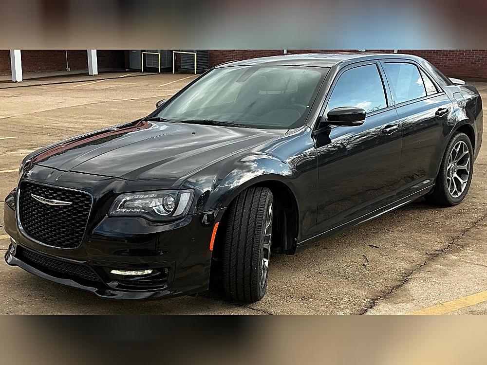 2017 Chrysler 300 S