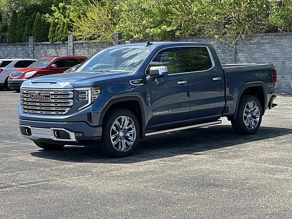 2026 GMC Sierra 4WD Crew Cab Short Box Denali's photo