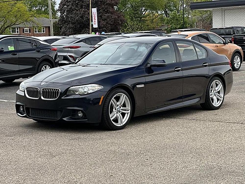 2014 BMW 5 Series 535i xDrive Sedan's photo