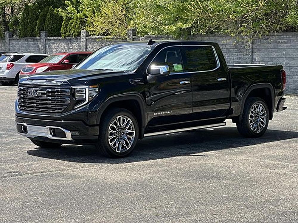 2026 GMC Sierra 4WD Crew Cab Short Box Denali Ultimate's photo