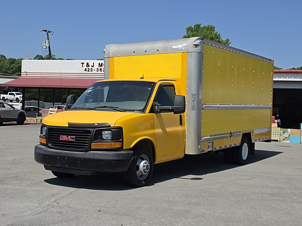 2015 GMC Savana Cutaway Work Van