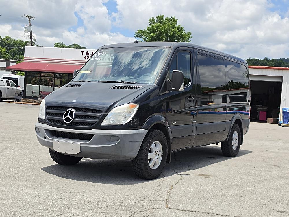 2010 Mercedes-Benz Sprinter 2500 144 WB High Roof's photo