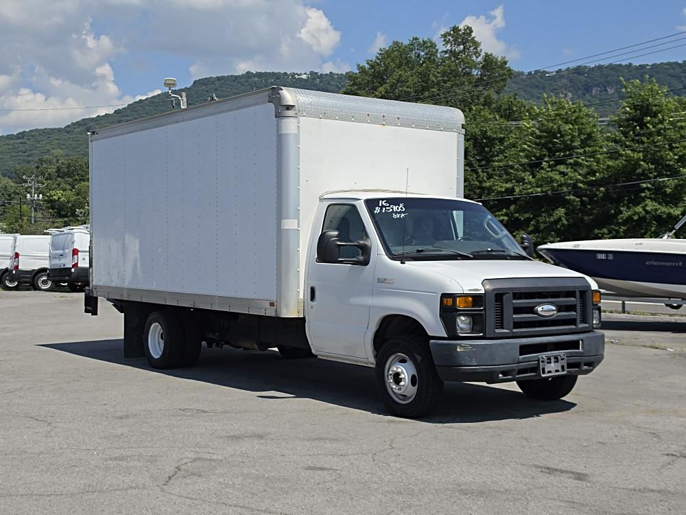 2019 Ford E-Series Cutaway Base - Photo 28