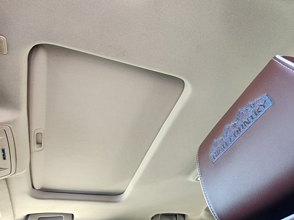 2015 Chevrolet Silverado 2500HD High Country - Photo 11