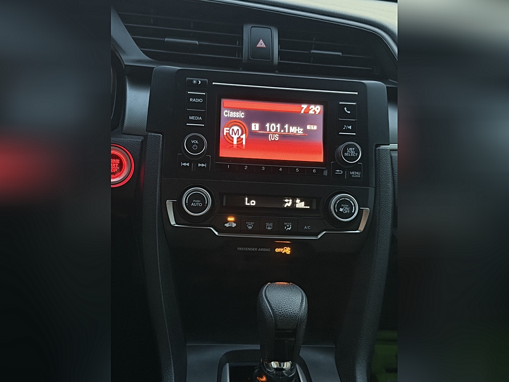 2018 Honda Civic LX-P - Photo 11