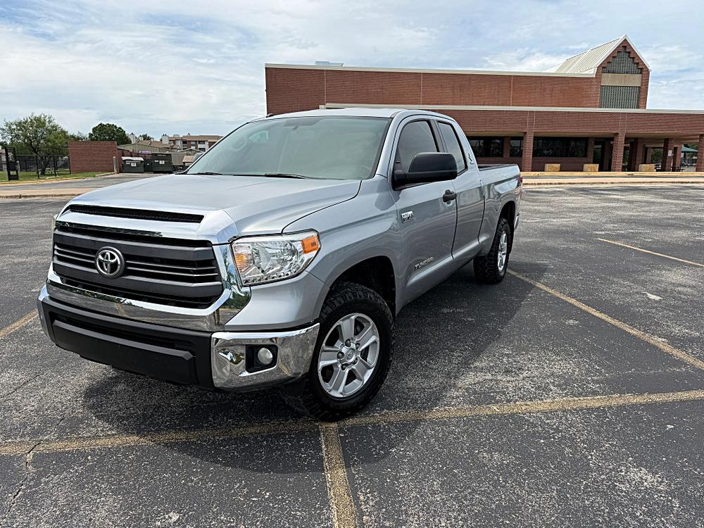 2014 Toyota Tundra 5.7 Auto 4WD FFV SR5 Double Cab's photo