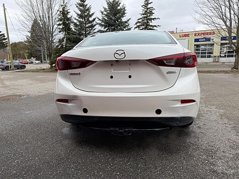 2018 Mazda MAZDA3 i Sport AT 4-Door