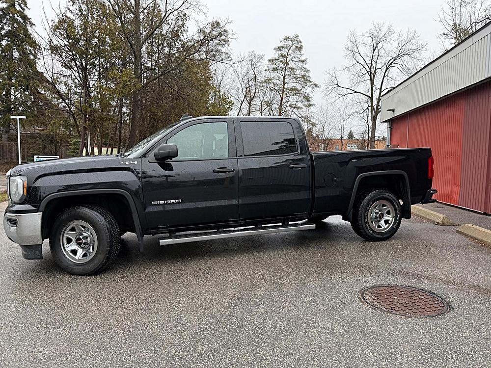 2017 GMC Sierra 1500 Base Crew Cab Long Box 4WD CERTIFIED