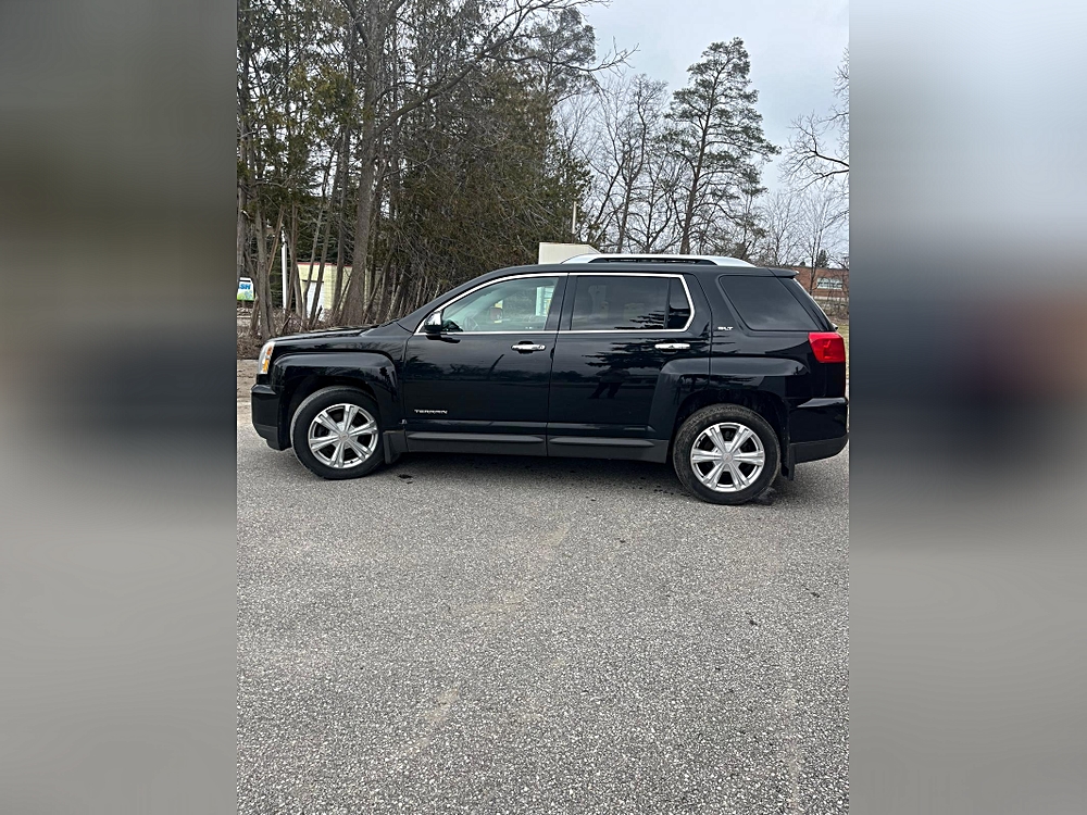 2017 GMC Terrain SLT AWD " 2 SETS OF WHEELS" CERTIFIED