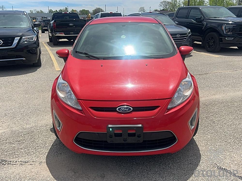 2012 Ford Fiesta SES . LOW KM! CERTIFIED