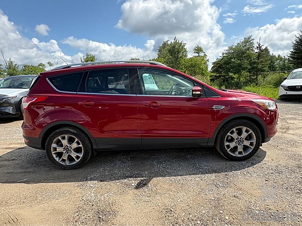 2014 Ford Escape Titanium 4WD CERTIFIED! 2 SETS OF RIMS!