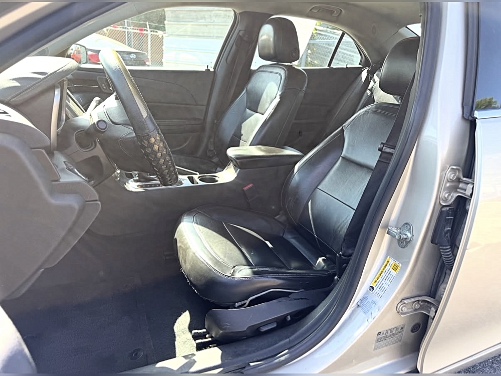 2014 Chevrolet Malibu 1LZ - Photo 9