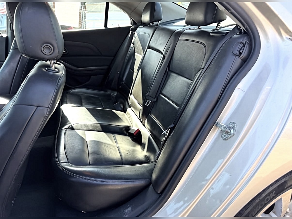 2014 Chevrolet Malibu 1LZ - Photo 10