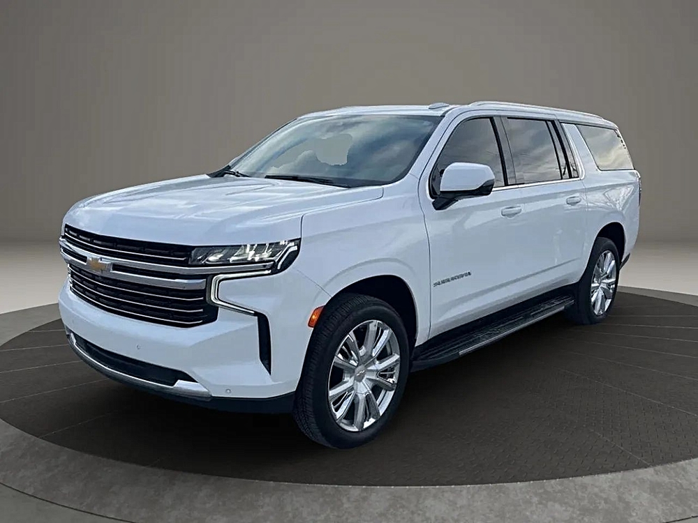 2021 Chevrolet Suburban 4WD 1500 LT's photo