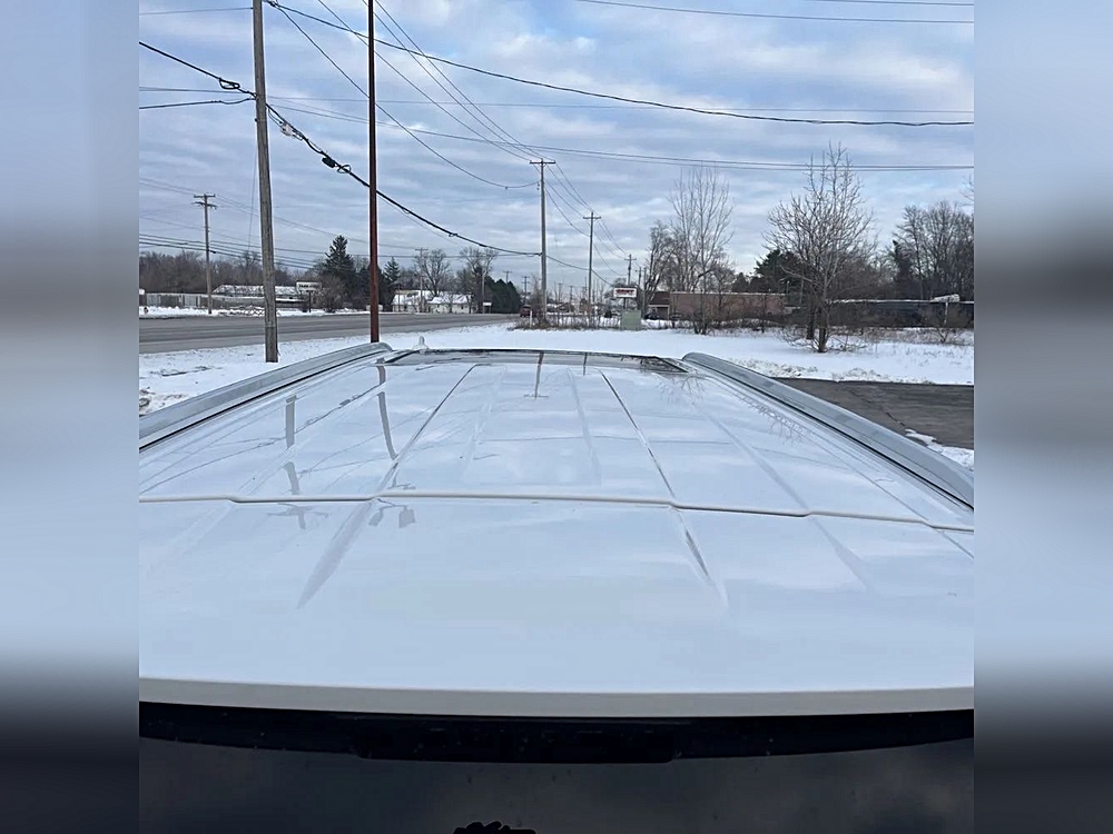 2021 Chevrolet Suburban LT - Photo 10