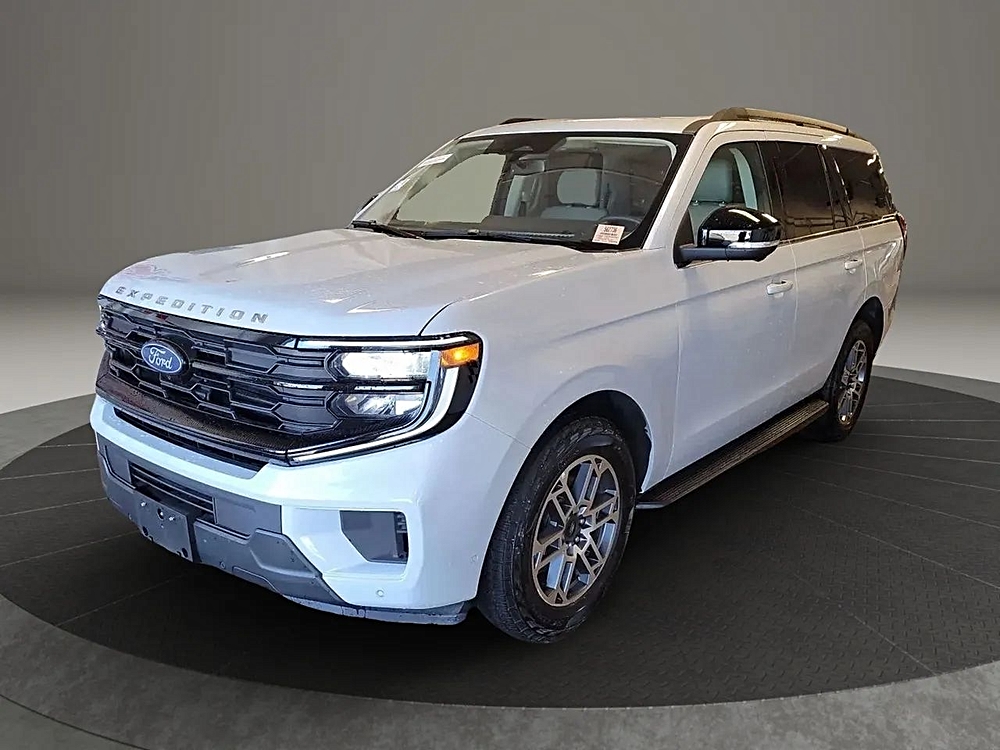 2025 Ford Expedition Active 4x4's photo