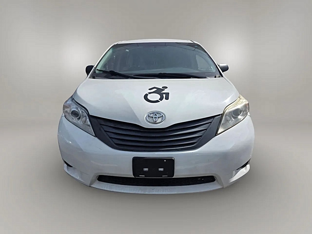 2017 Toyota Sienna L