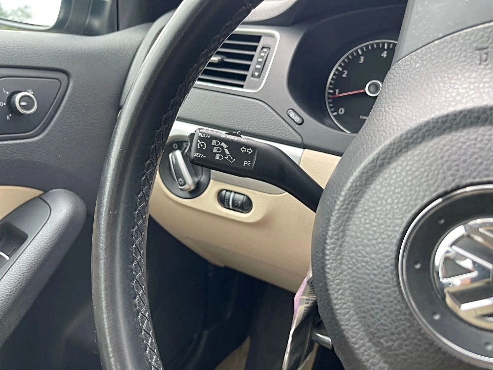 2013 Volkswagen Jetta SE - Photo 19