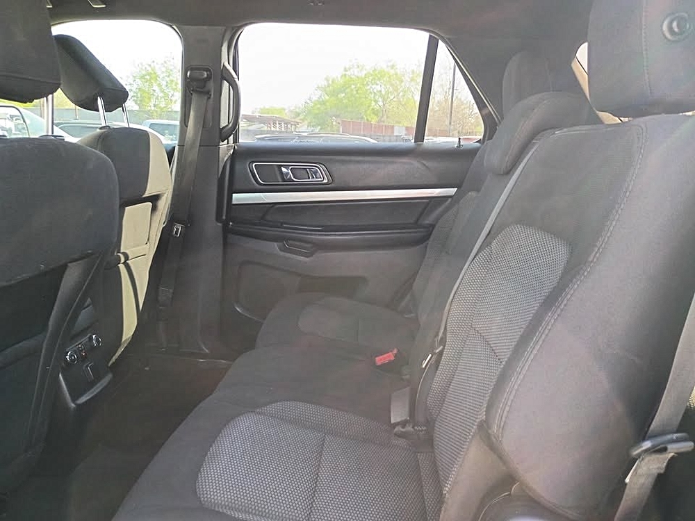 2019 Ford Explorer XLT - Photo 7