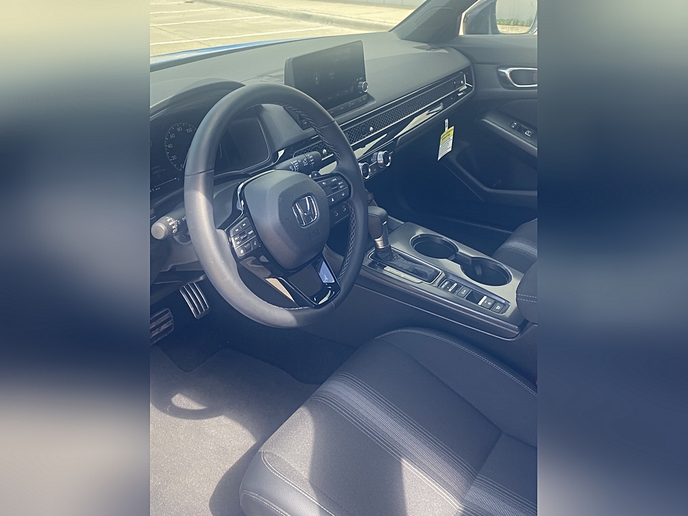 2023 Honda Civic Hatchback Sport Touring - Photo 22