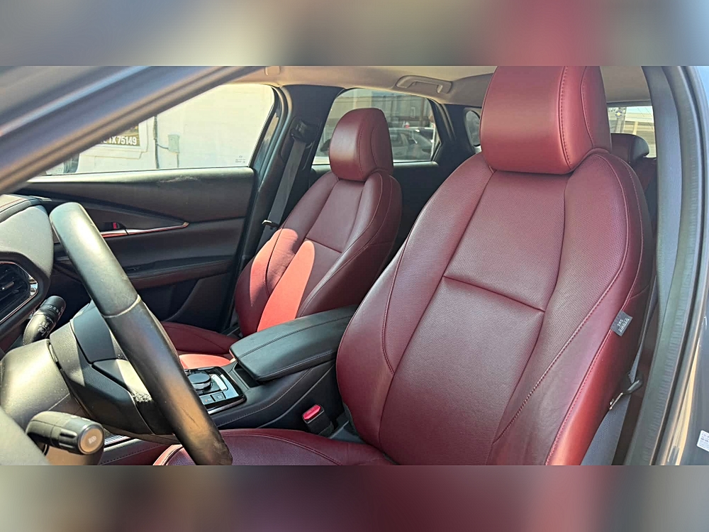 2024 Mazda CX-30 Carbon Edition - Photo 9
