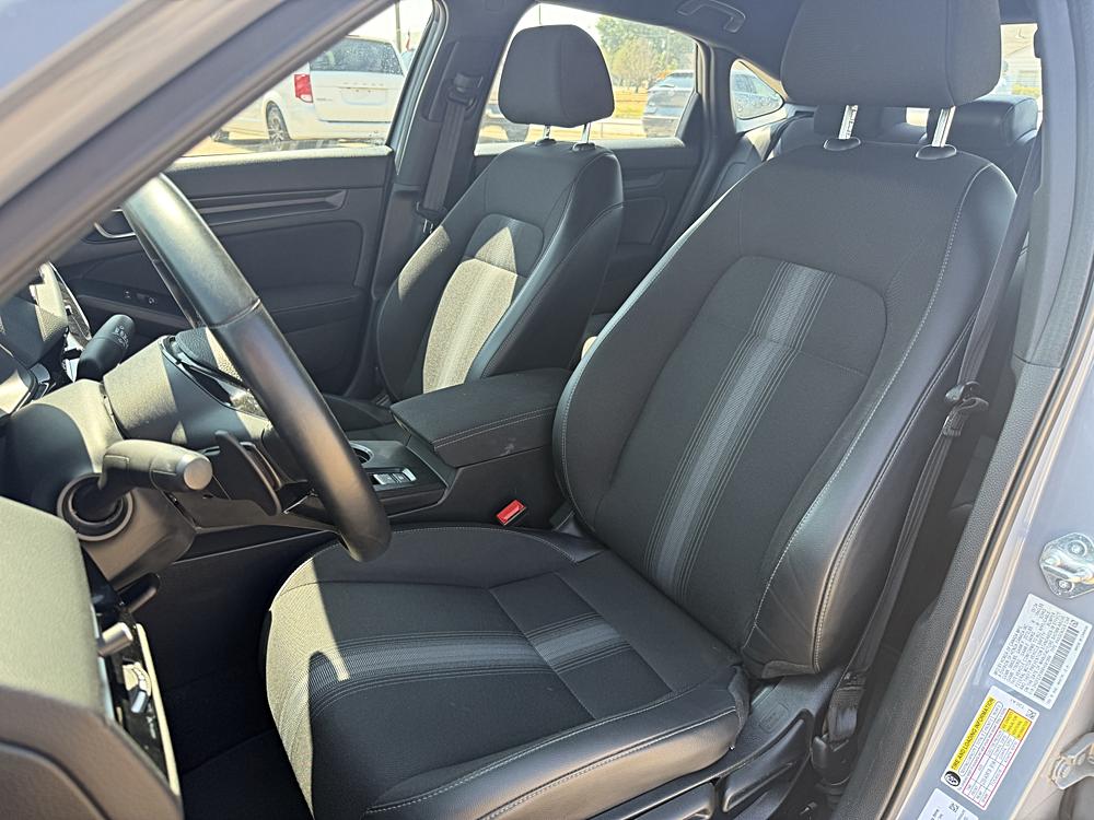 2025 Honda Civic Sport - Photo 30