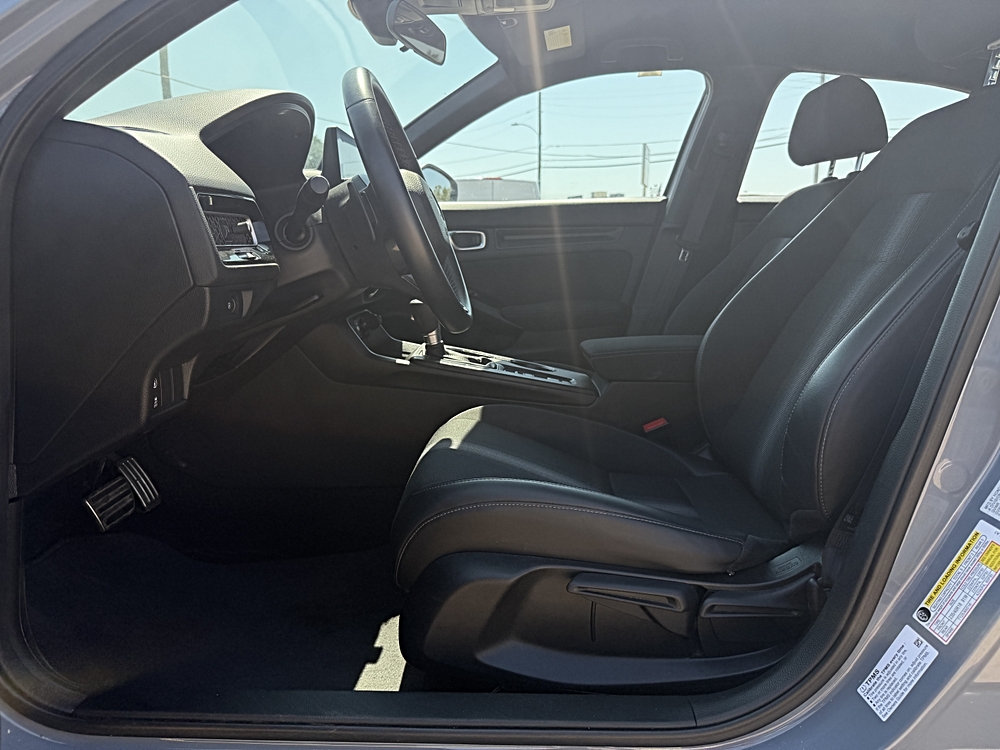 2025 Honda Civic Sport - Photo 28