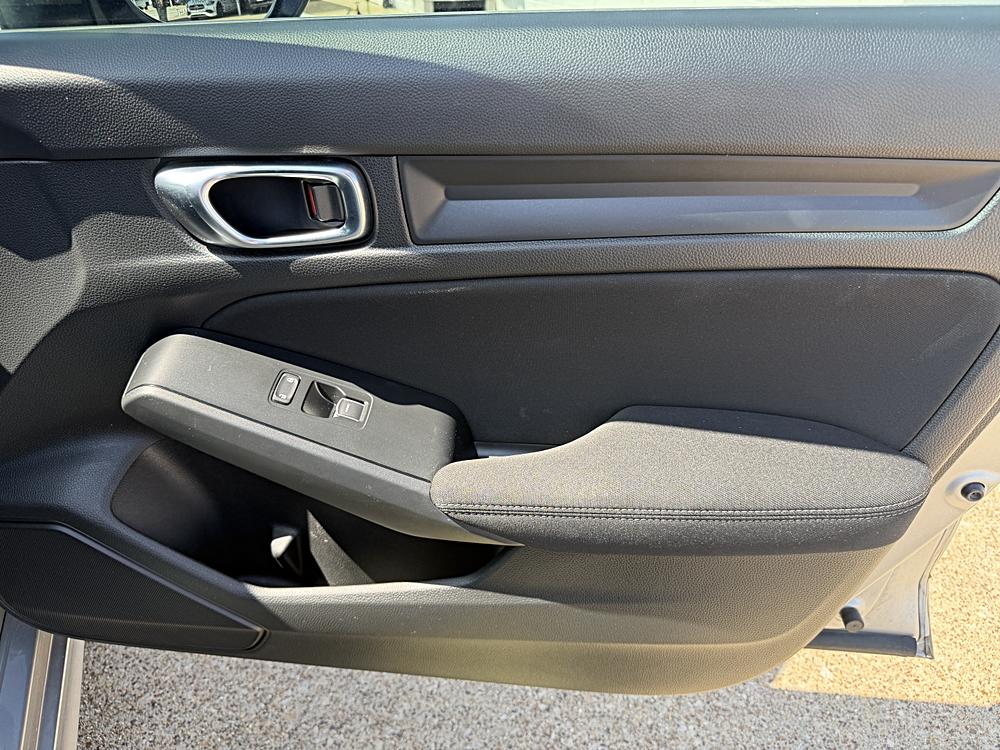 2025 Honda Civic Sport - Photo 15