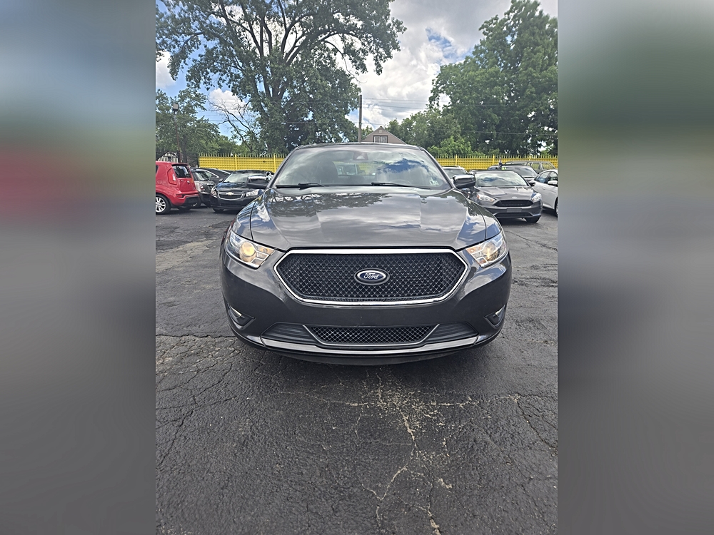 2015 Ford Taurus