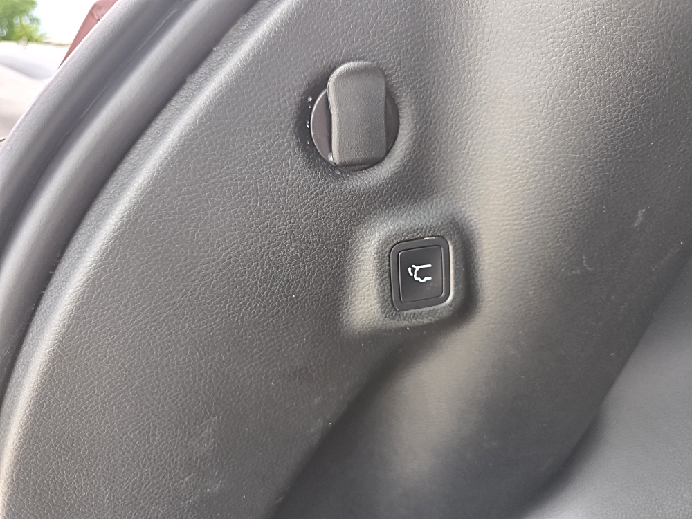 2022 Jeep Compass Latitude - Photo 30