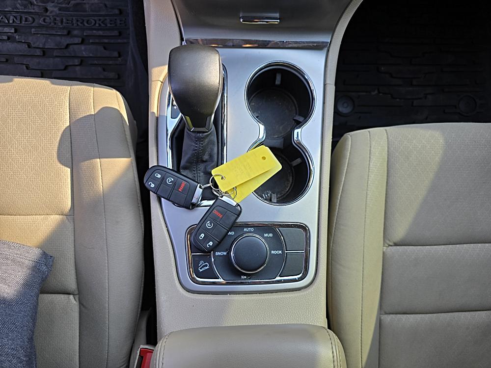 2019 Jeep Grand Cherokee Laredo E - Photo 18