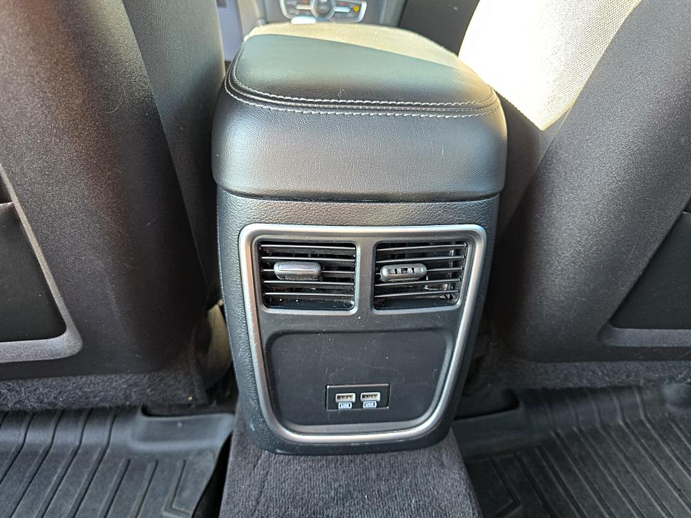 2016 Dodge Charger SXT - Photo 24