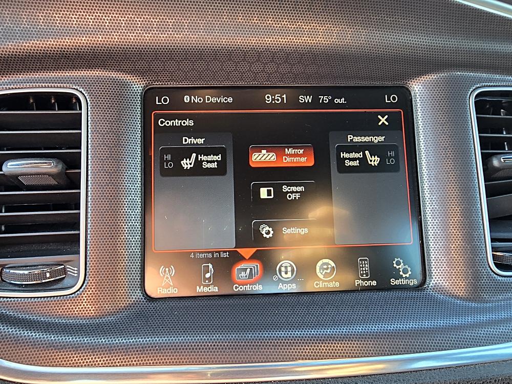 2016 Dodge Charger SXT - Photo 18
