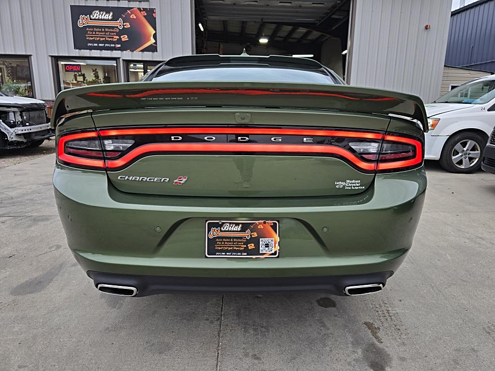 2022 Dodge Charger SXT - Photo 6