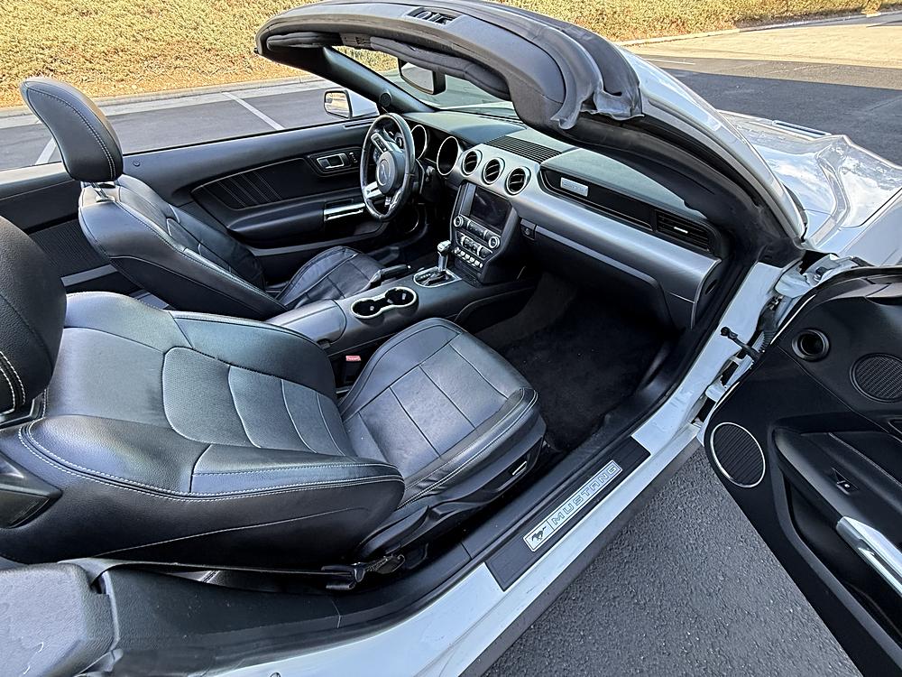 2018 Ford Mustang EcoBoost Premium - Photo 8