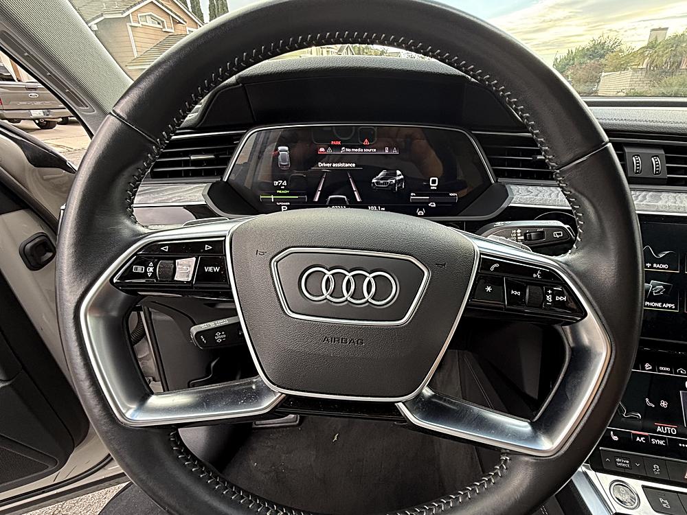 2021 Audi e-tron Premium - Photo 13