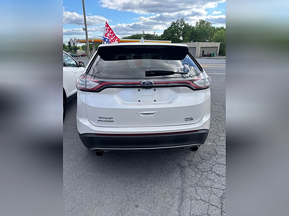 2018 Ford Edge SEL - Photo 16