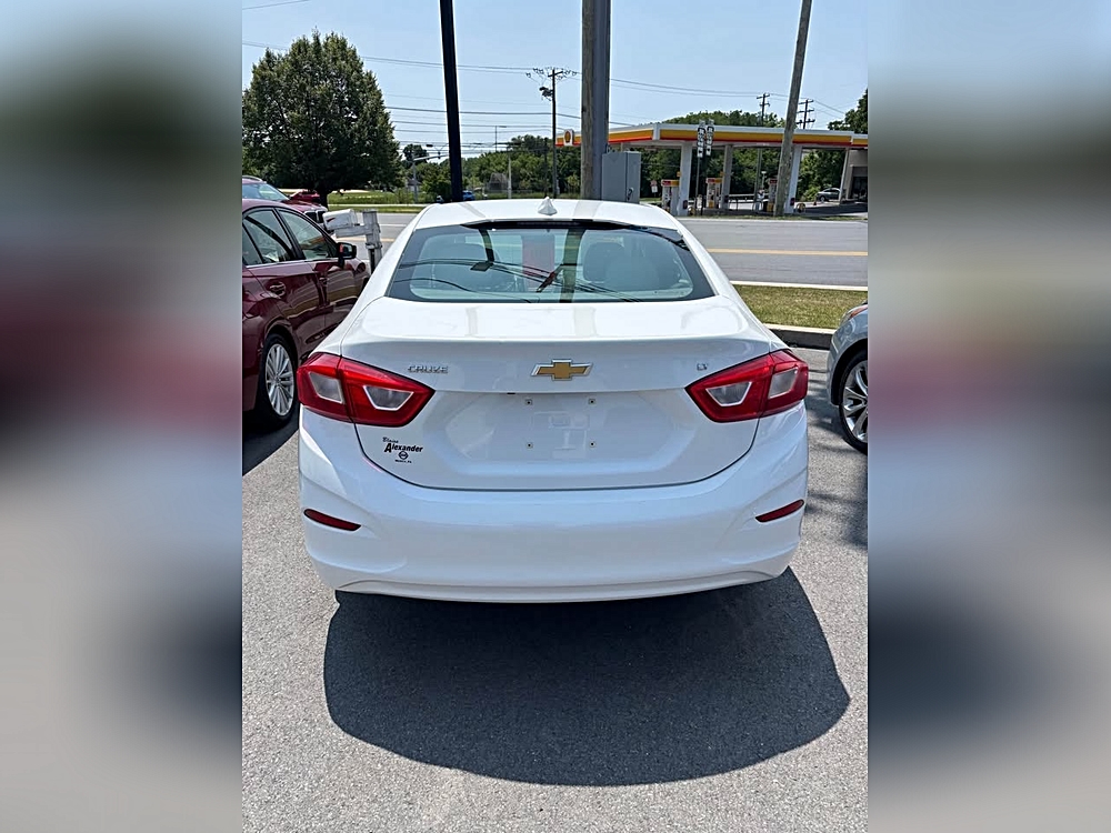 2016 Chevrolet Cruze LT - Photo 15