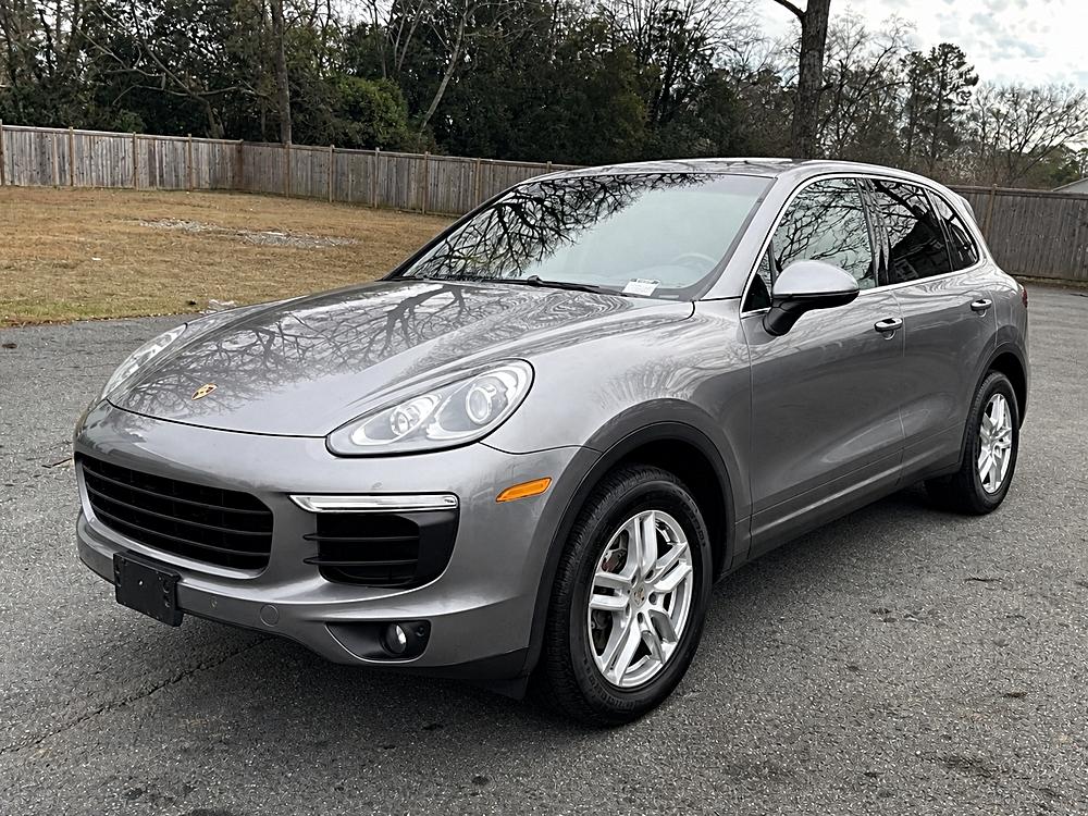 2017 Porsche Cayenne -'s photo