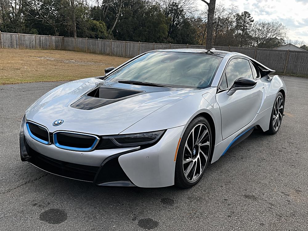 2014 BMW i8's photo