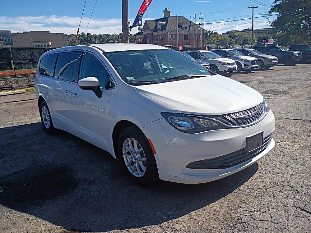 2017 Chrysler Pacifica Touring - Photo 6