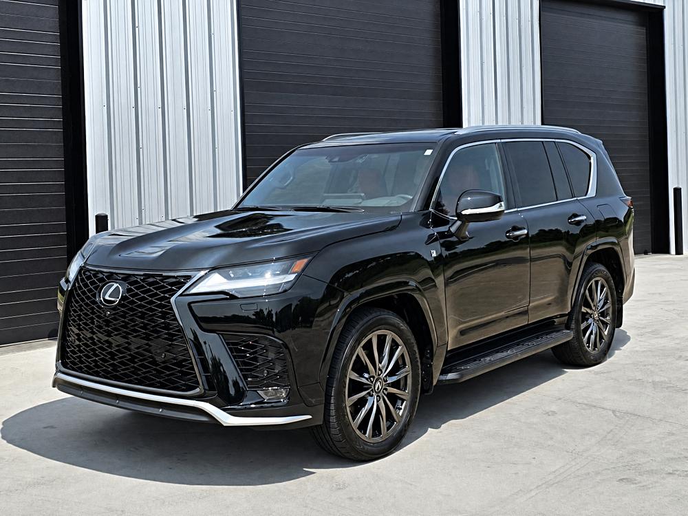 2023 Lexus LX 600 600 F-Sport's photo