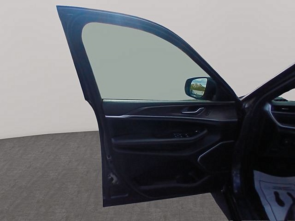 2024 Jeep Grand Cherokee Altitude - Photo 11