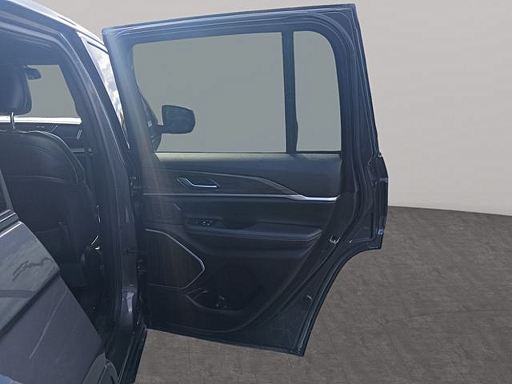 2024 Jeep Grand Cherokee Altitude - Photo 17