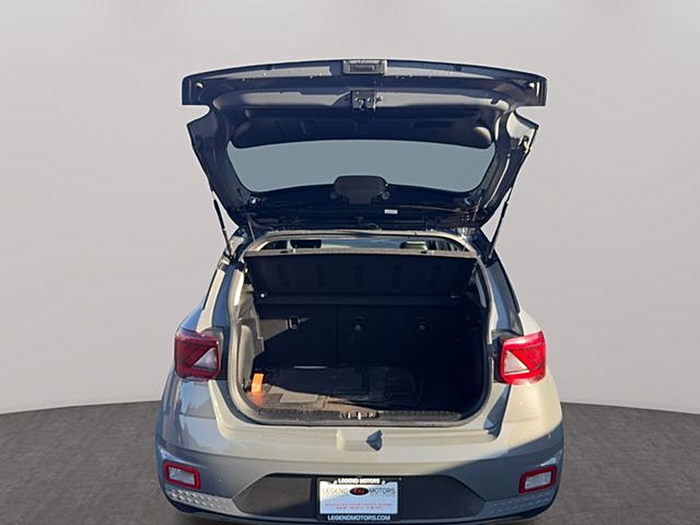 2022 Hyundai Venue Limited - Photo 15