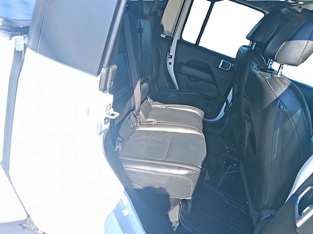2020 Jeep Gladiator Overland - Photo 17