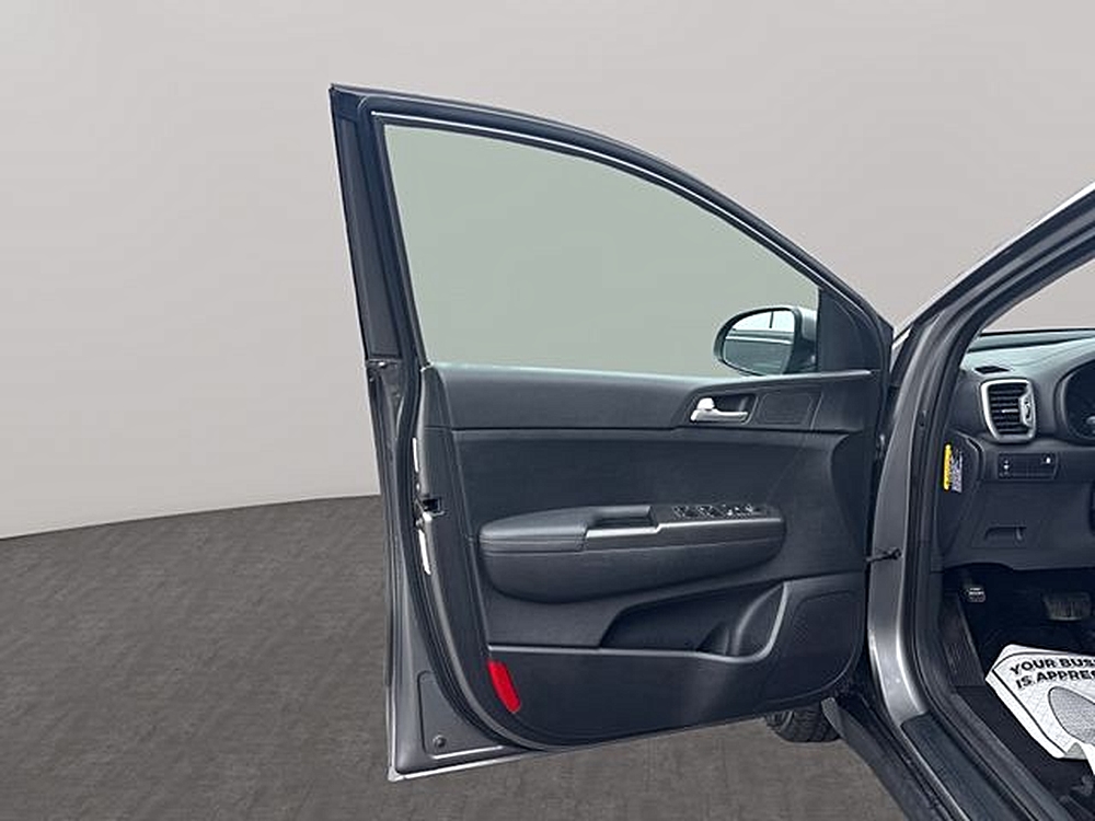 2018 Kia Sportage LX - Photo 11