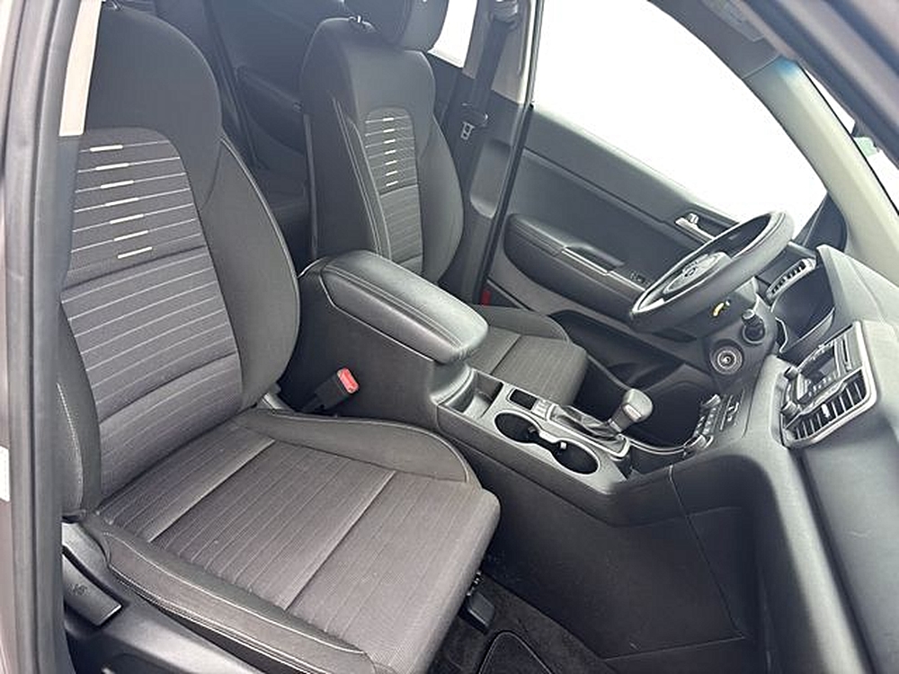 2018 Kia Sportage LX - Photo 17